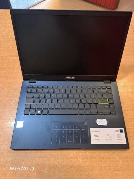 Elad Asus E410KA