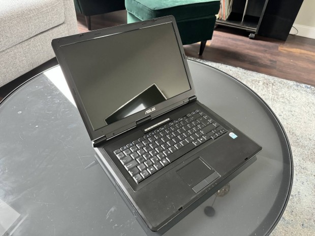 Elad Asus Laptop
