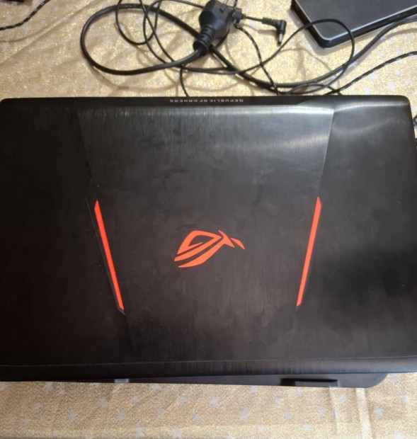 Elad Asus ROG GL552VW gaming laptop