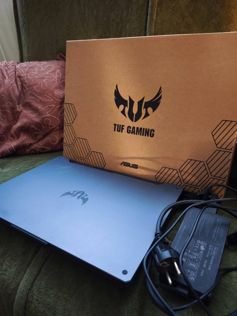 Eladó Asus Tuf FX506L Gaming laptop