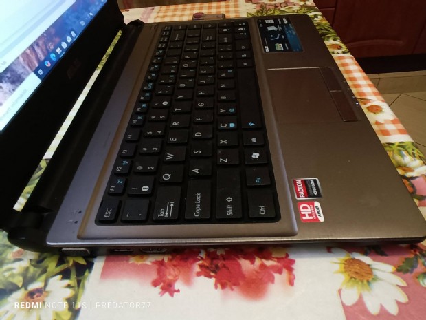 Eladó Asus laptop!