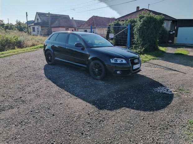 Elad Audi A3 3xsline 1.6 cr tdi 