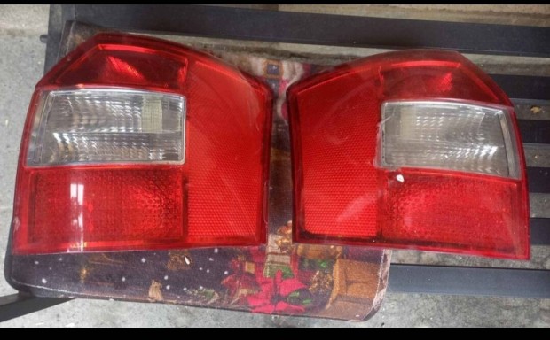 Elad Audi A4 b6 kombi hts lmpa 