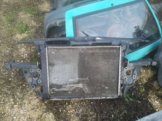 Elad Audi A6 C5 homlokfal / zrhd vzhtvel