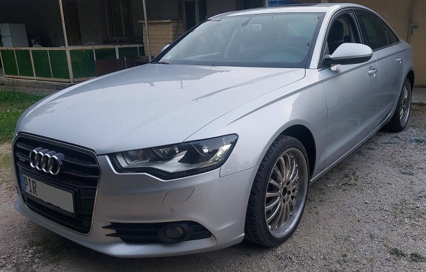 Elad Audi A6 C7 4G jobb bal els fnyszr lmpa srvd