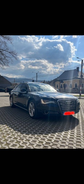 Elado Audi A8