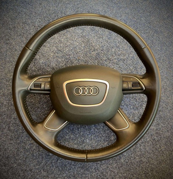 Eladó Audi A8, Q5, Q7 fekete, barna sima és fűthető bőrkormány