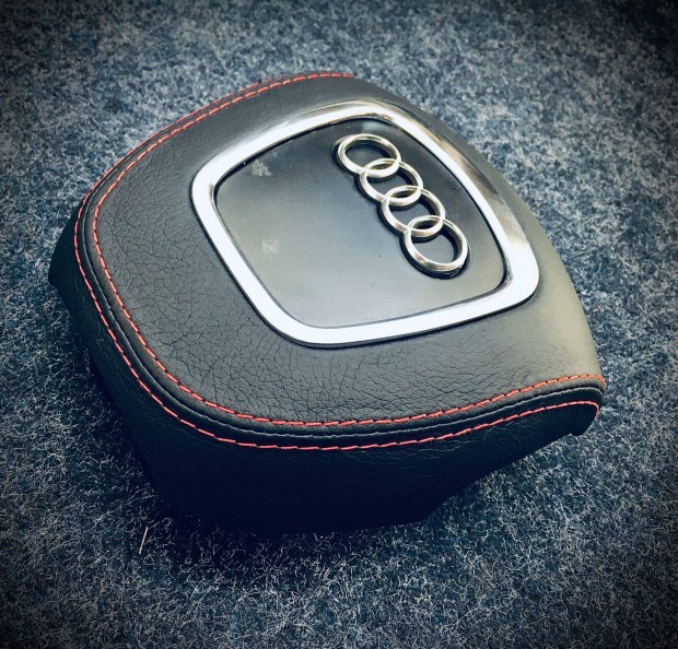 Eladó Audi B8 három küllős bőr légzsák fedlap akár cserélve. Bp/posta
