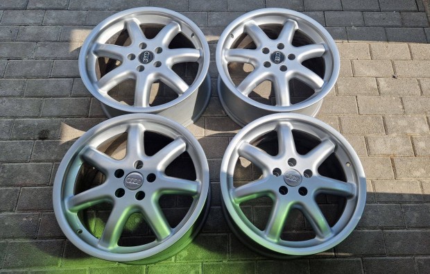 Elad Audi Swing. Audi A4/A6/A8 18" 5x112