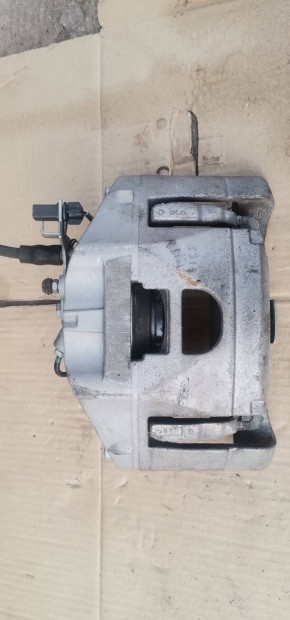 Elad� Audi Vw f�knyereg