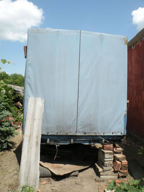 Elad Avia plat
