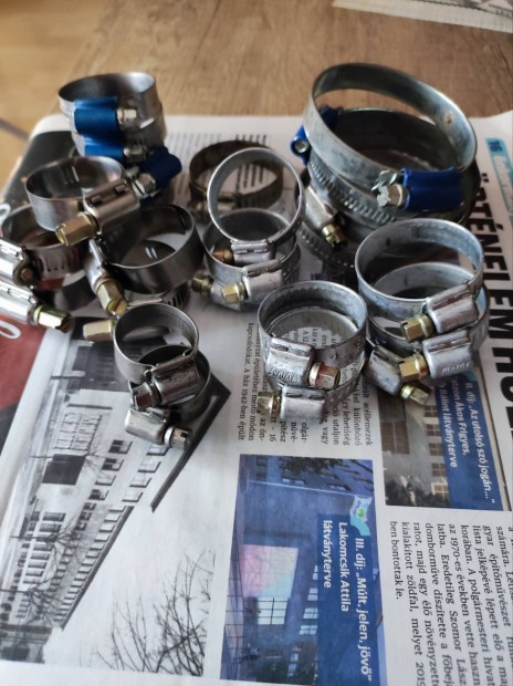 Elad� Awab bilincsek.