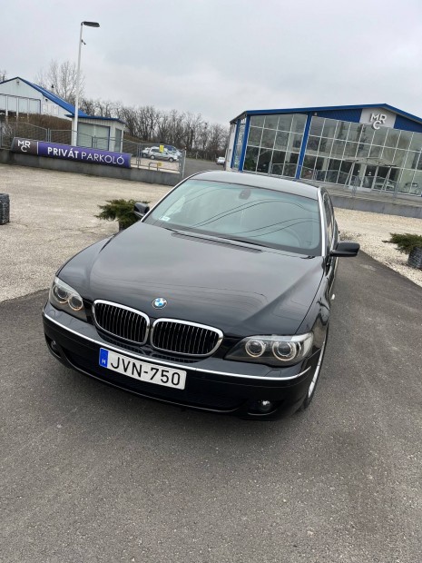 Elad BMW 750 IL