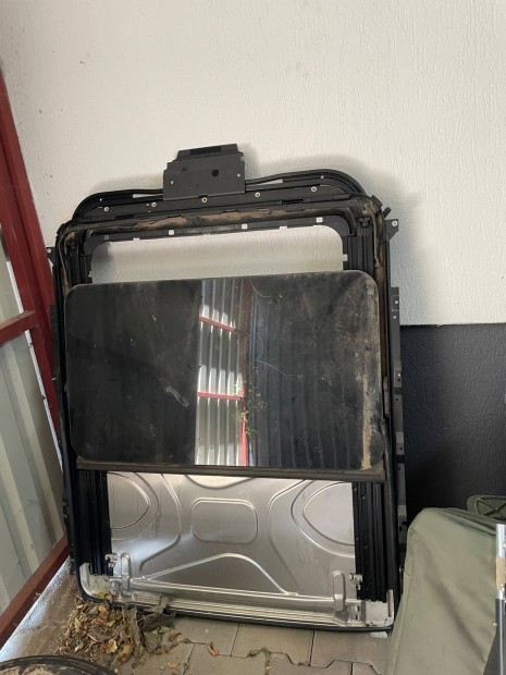 Eladó BMW E39 üveg tetőablak