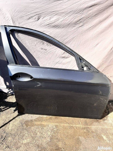 Eladó BMW F10 F11 jobb első jobb hátsó ajtó