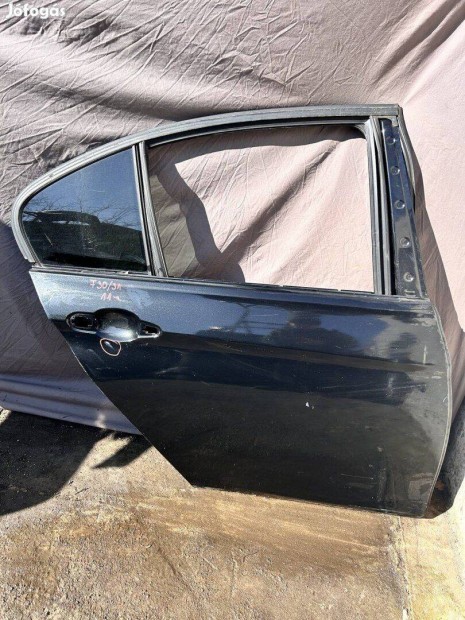 Eladó BMW F30 F35 jobb hátsó ajtó