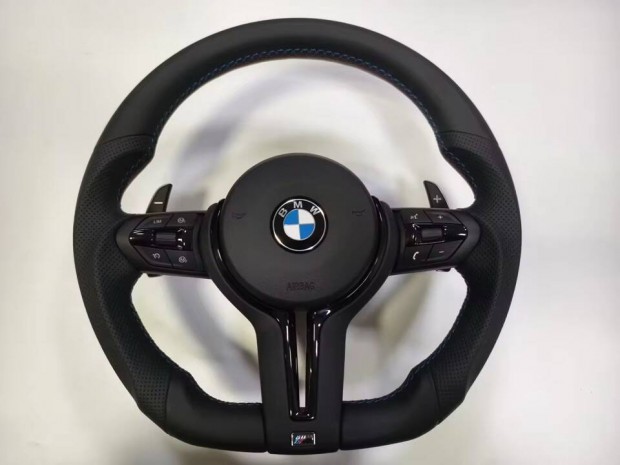 Elad� BMW M sportkorm�ny