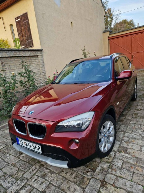Elad BMW X1