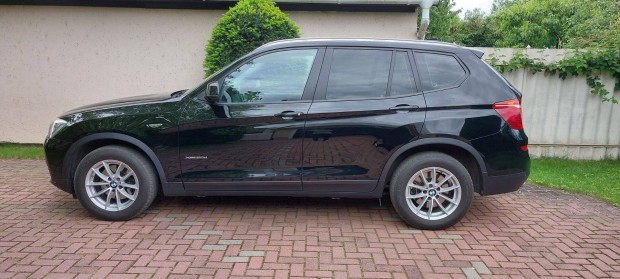 Elad BMW X3 vrosi terepjr els tulajdonostl