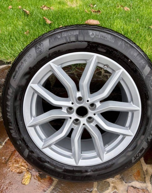 Elad BMW X5 gyri 19 alufelni garnitra Michelin tli gumival!