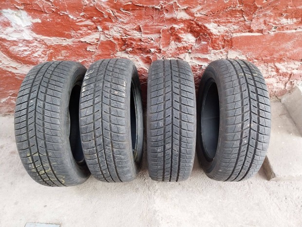 Eladó Barum Polaris 5 205/55R16 DOT21 téli gumi szett