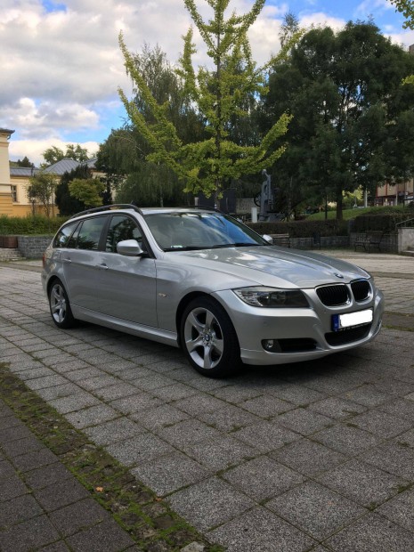 Elad Bmw 318d Touring LCI