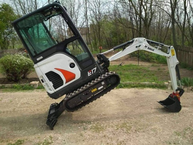 Elad Bobcat E17 minikotr