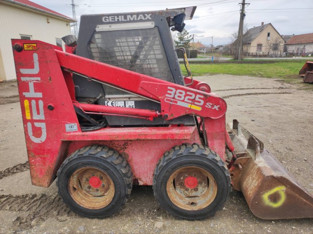 Elad Bobcat/ Gehl 3825 SX