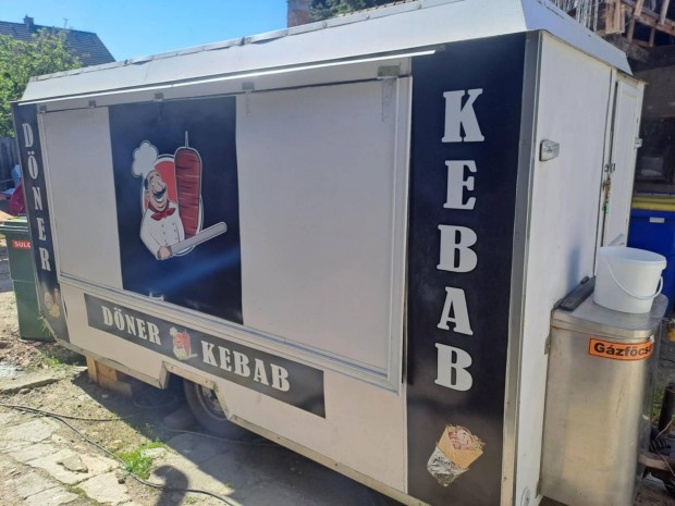 Eladó Büfékocsi!