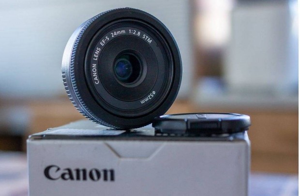 Eladó Canon EF-s 24mm 24 mm F2.8 STM objektív