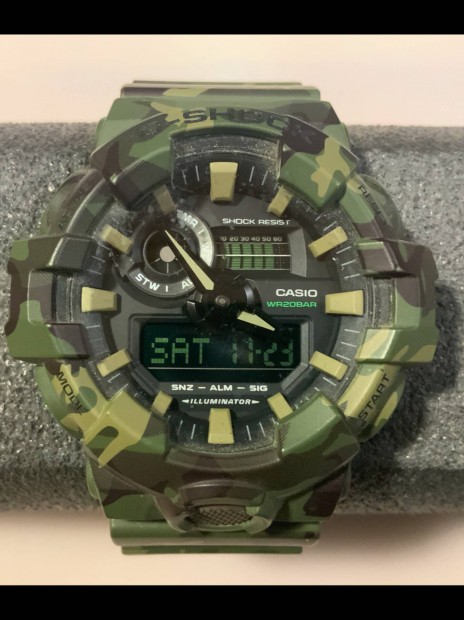 Elad Casio G-Shock GA-700CM