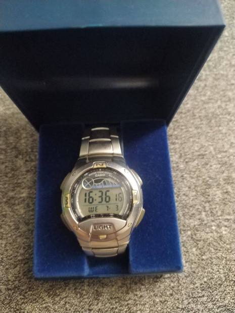 Elad Casio W-753D frfi ra dobozval ptszemekkel 2009-bl