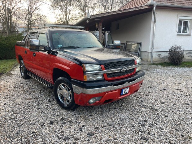 Elad Chevrolet Avalanche