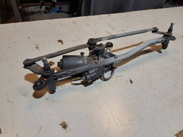 Elad Chevrolet Cruze ablaktrl motor s szerkezet