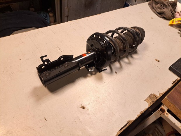 Elad Chevrolet Cruze bal els glyalb jszer lengscsillapt