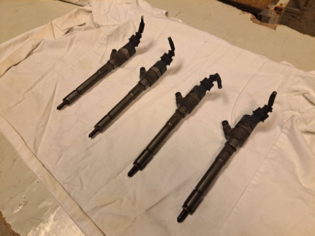 Elad Chevrolet Cruze porlaszt / befecskendez Bosch 2.0 CDI Diesel 9