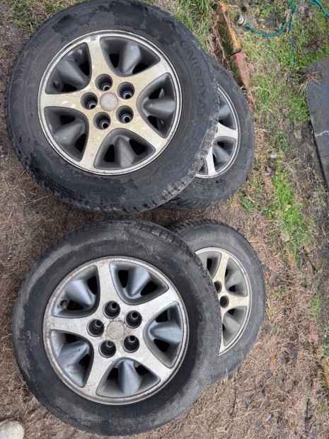 Elad� Chrysler Voyager alufelni �s lemezfelni szett