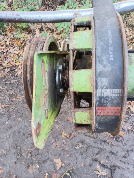 Elad Claas kombjn (76-os 86-os) dobvaritor