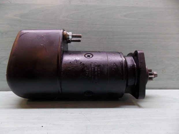 Elad� Class, Mercedes , Volvo BM 12 voltos �nindit� (418001)