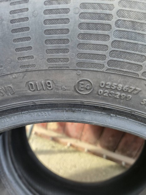 Elad� Continental Contiecocontact 5 195/65 R 15 H ny�ri gumi