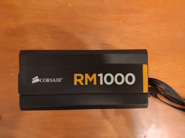 Elad Corsair RM1000 PC tpegysg