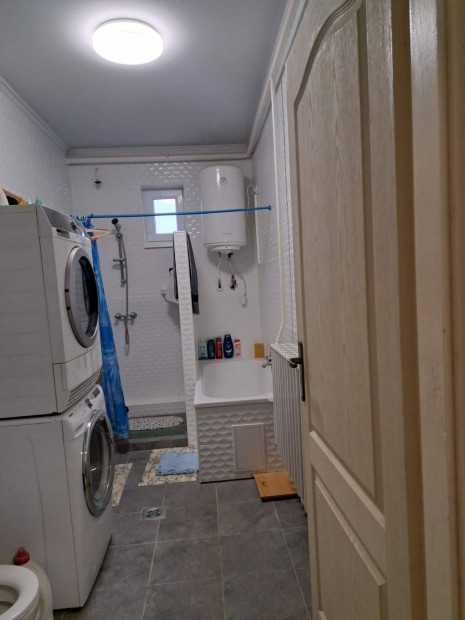 Elado Csaladi Haz Vasarosnameny