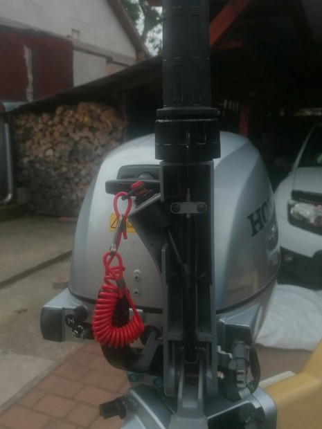 Eladó Csónak Motor