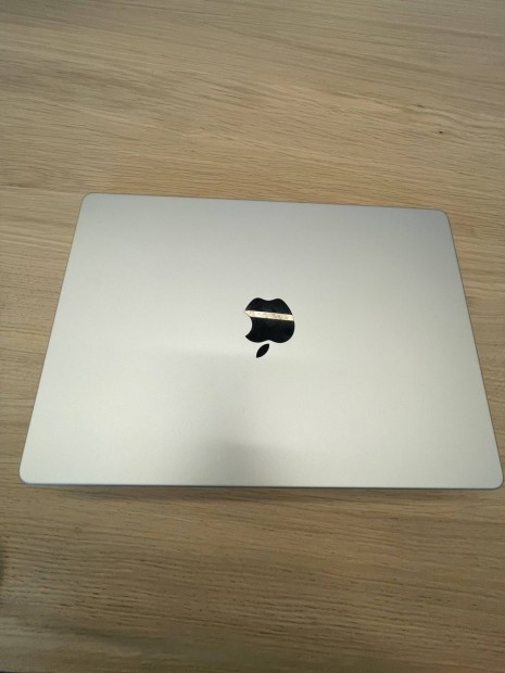 Elad Custom Apple Macbook Pro M1 14 - Ezst