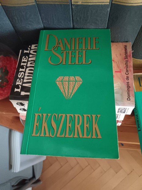 Elad Danielle Steel knyvek