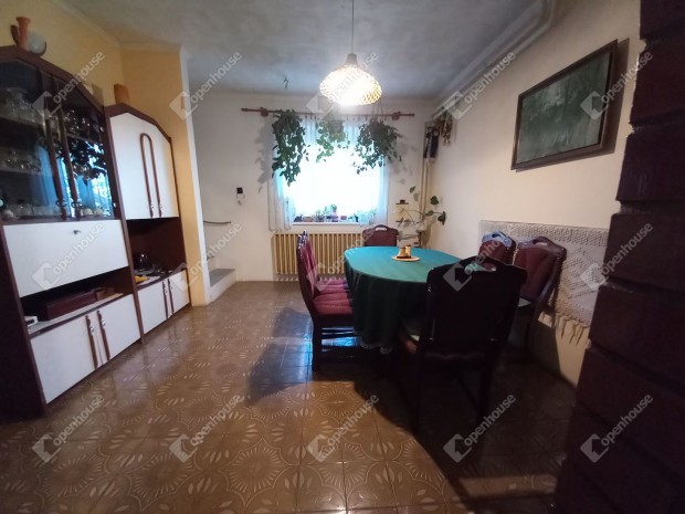 Eladó Debrecen, Alsójózsán családi ház