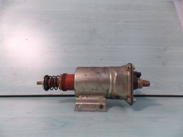 Elad� Delco m�gneskapcsol� �j