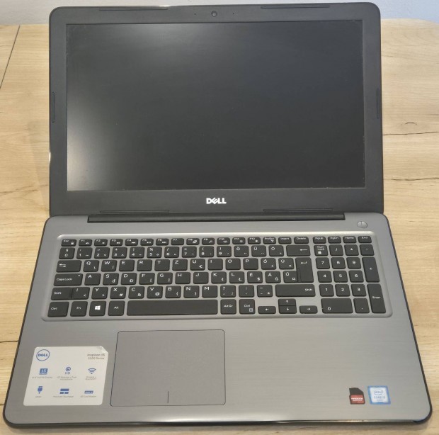 Elad Dell Inspiron 15 5567 (I3-6006U, 240GB, 4GB, Win Home)