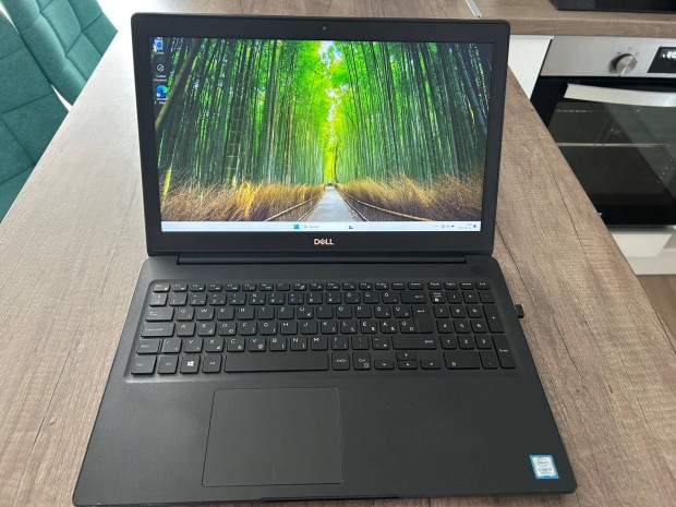 Eladó Dell Latitude 3500 laptop