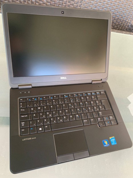 Elad Dell i5 4.generacis laptop 8gb ram